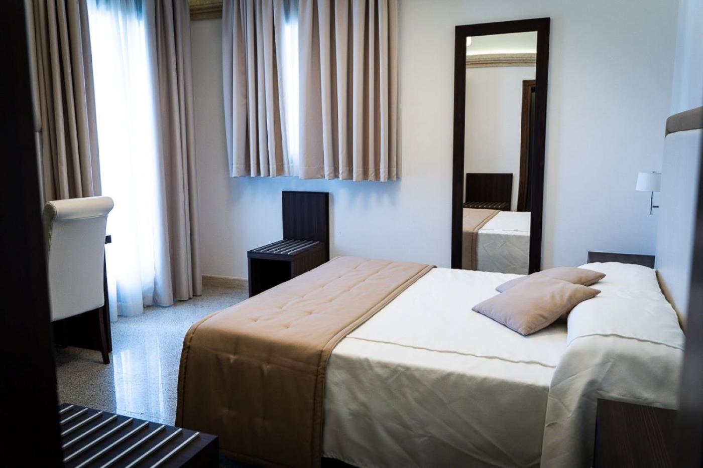 Bhb Hotel Manduria Ngoại thất bức ảnh