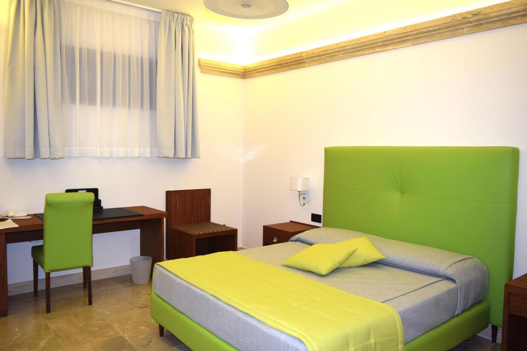 Bhb Hotel Manduria Ngoại thất bức ảnh