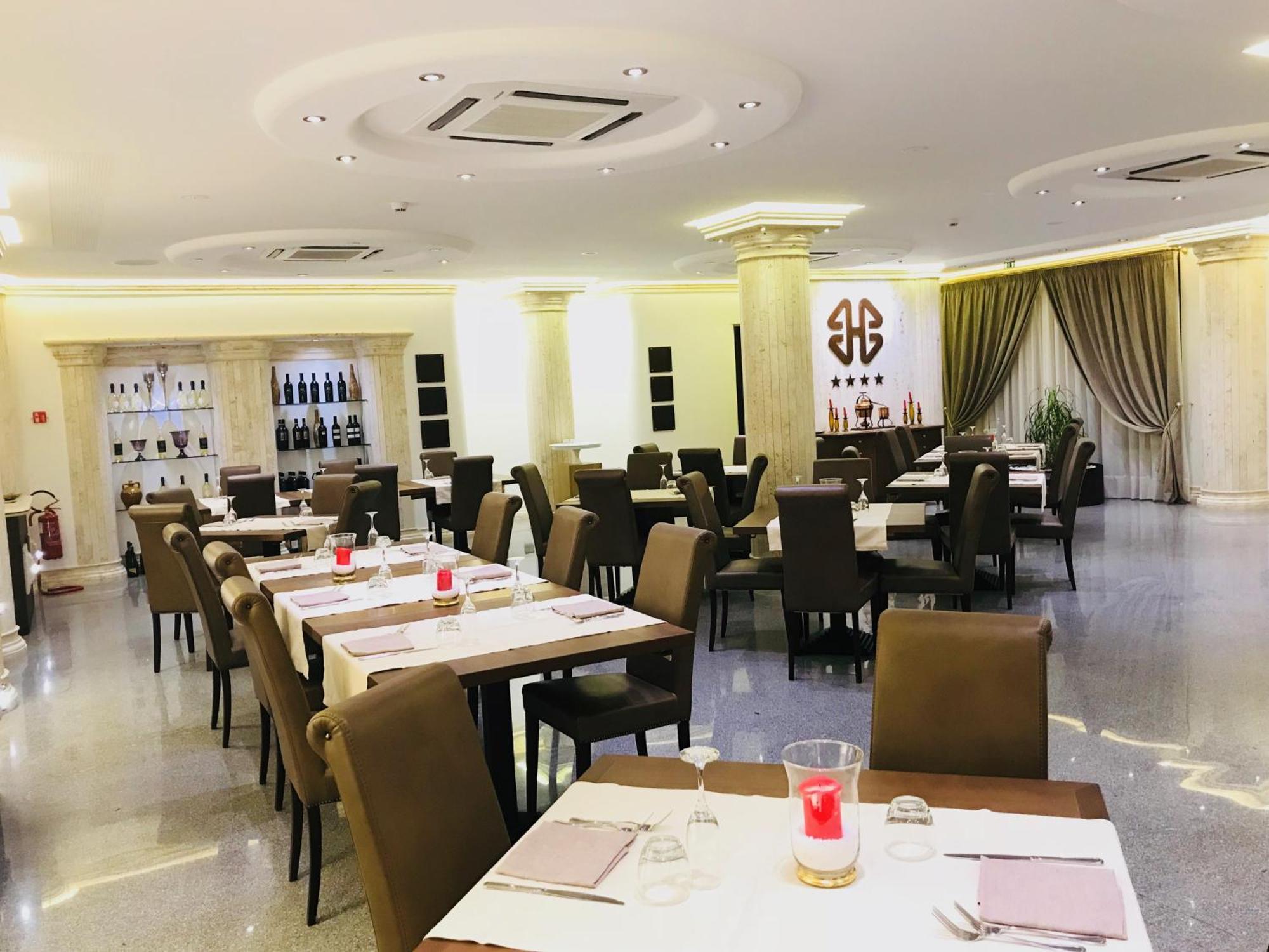 Bhb Hotel Manduria Ngoại thất bức ảnh