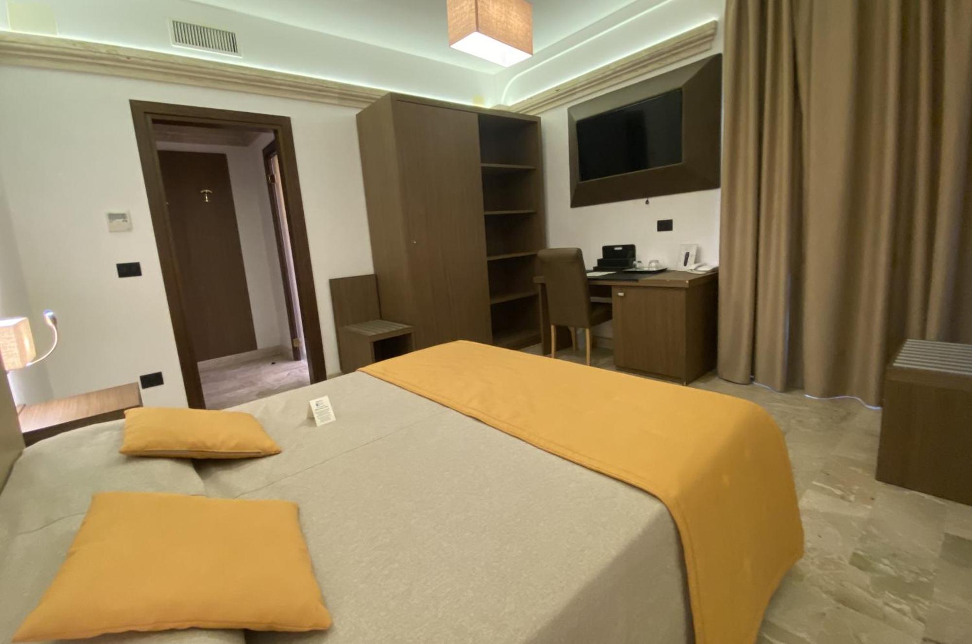 Bhb Hotel Manduria Phòng bức ảnh