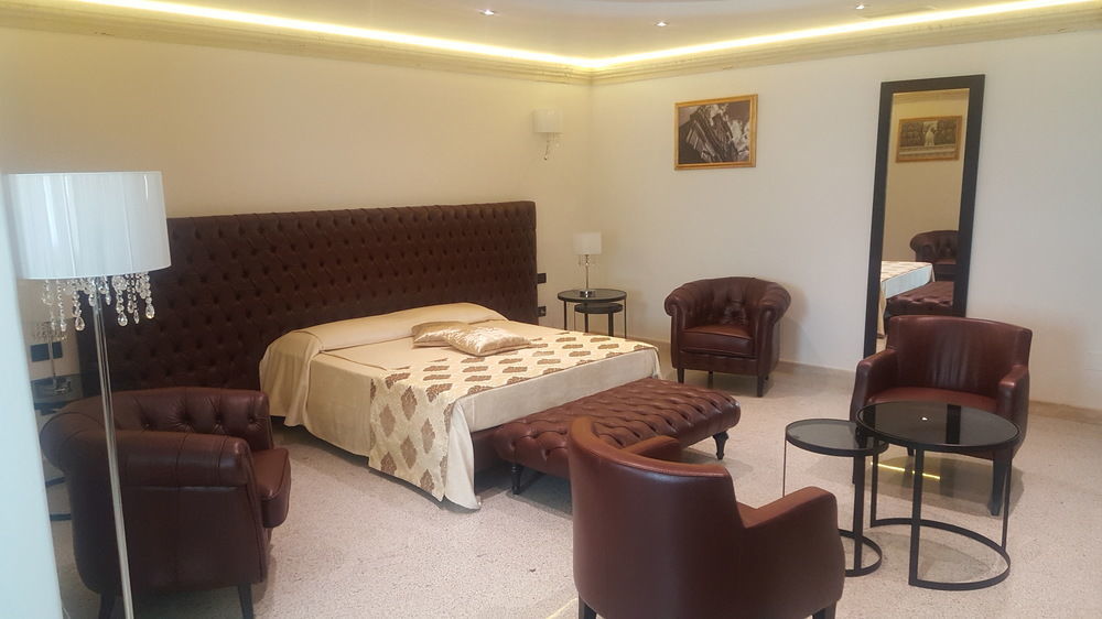 Bhb Hotel Manduria Ngoại thất bức ảnh